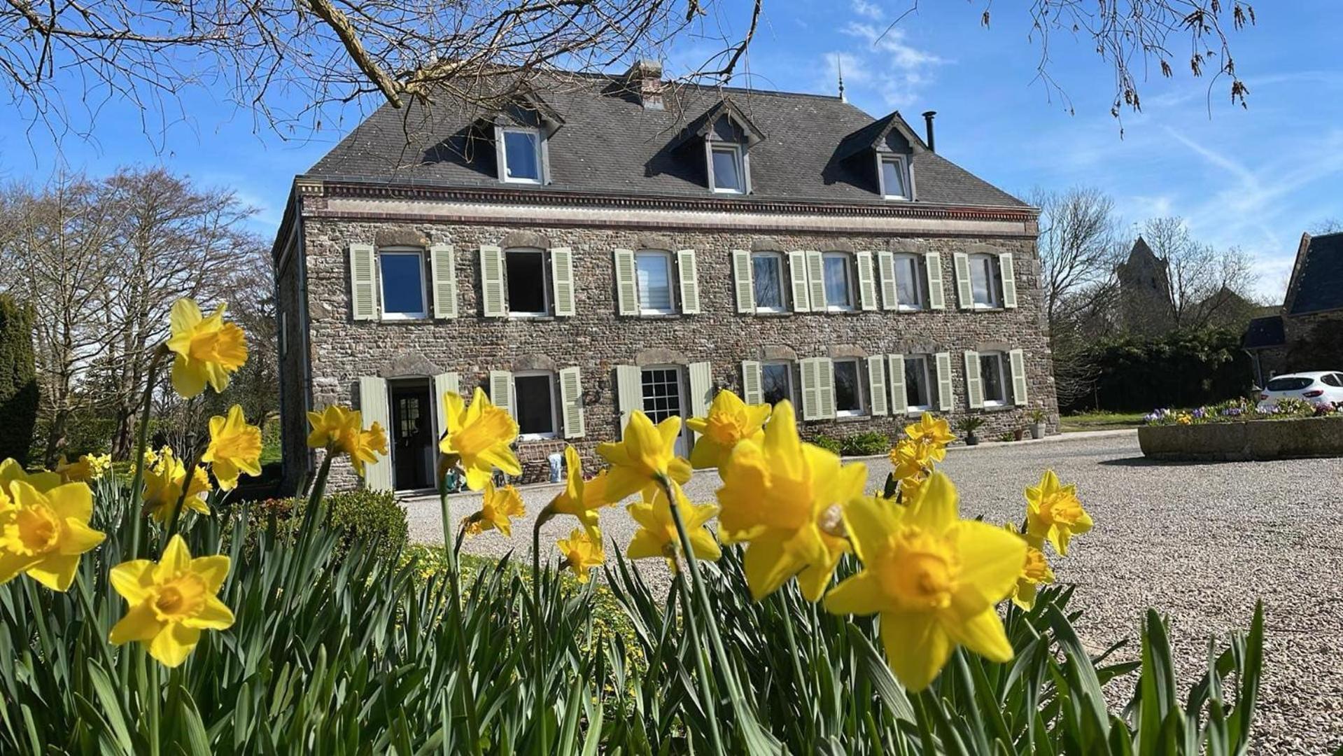 Chambres D'Hotes & Gites - Domaine Les Sources ポールバイユ エクステリア 写真
